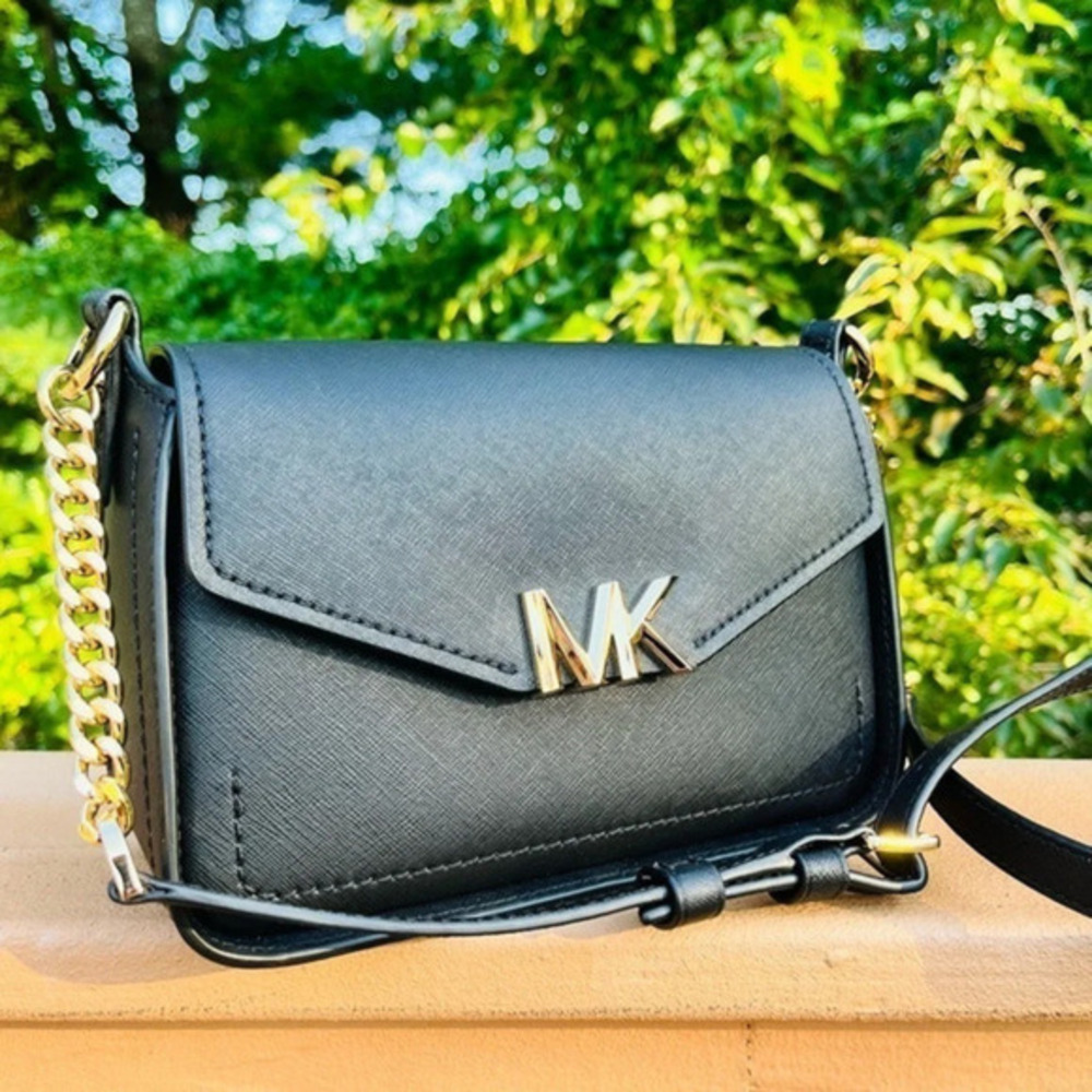Michael Kors Sylvia Small Black Saffiano Crossbody Shoulder Bag NWT